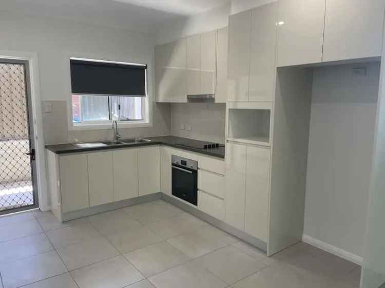 3 Bedroom House 183m2 Sydney