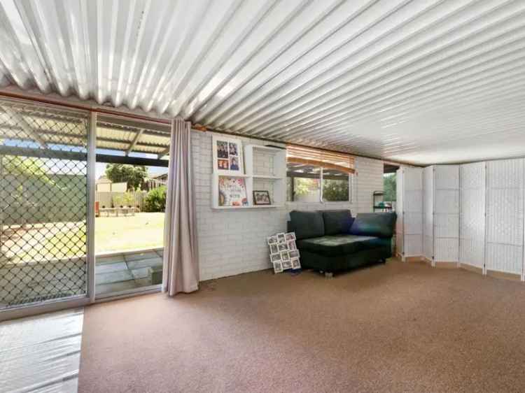 House For Sale in Geraldton, Western Australia