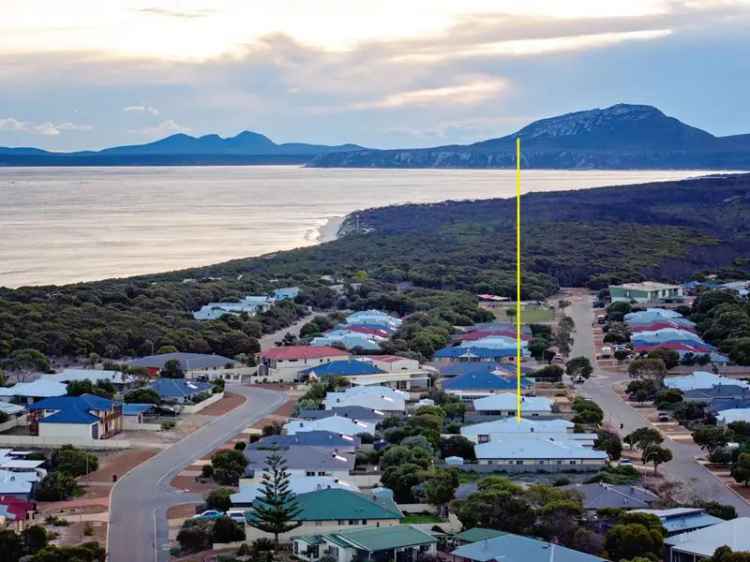 House For Sale in Hopetoun, Western Australia