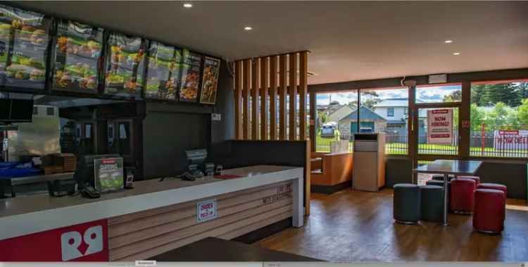 RED ROOSTER WARRNAMBOOL Massive Price Reduction