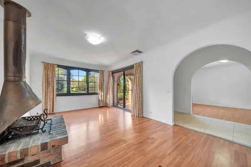 Real Estate For Lease - 19 Britannia Road - Castle Hill , NSW