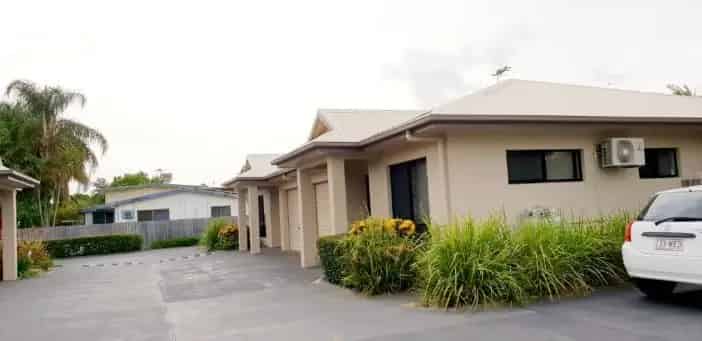 "Downsizing going Solo" or INVESTMENT OPPORTUNITY" built 2008