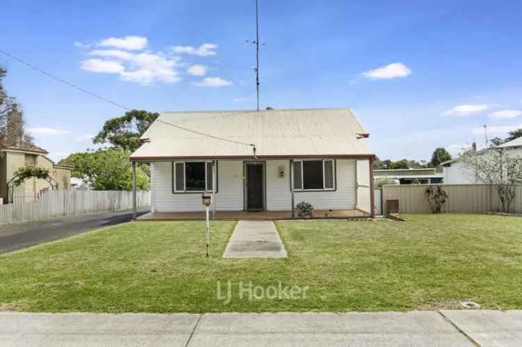 House For Sale in Melbourne, Victoria