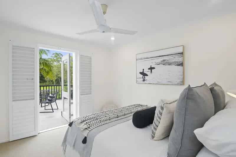 Buy Acreage Semi-rural Property in Ourimbah with Pool and Modern Amenities