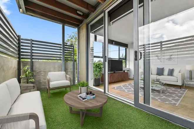 Apartment For Sale in Melbourne, Victoria