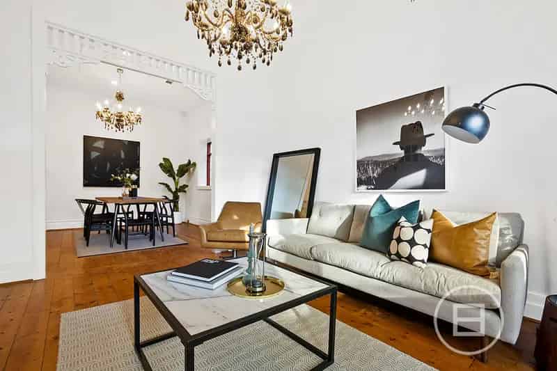 Buy Freestanding House in Elwood with 3 Bedrooms and Garage