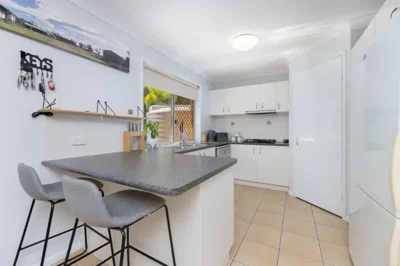 Well-Maintained Mancorp Home on 654m² with Side Access