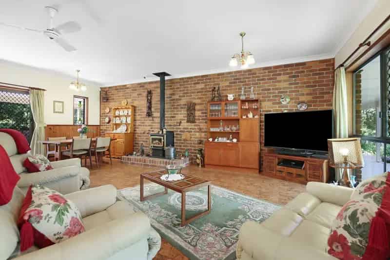 End of an Era, Beginning of a Dream - A Rare Family Gem in Mudgeeraba!
