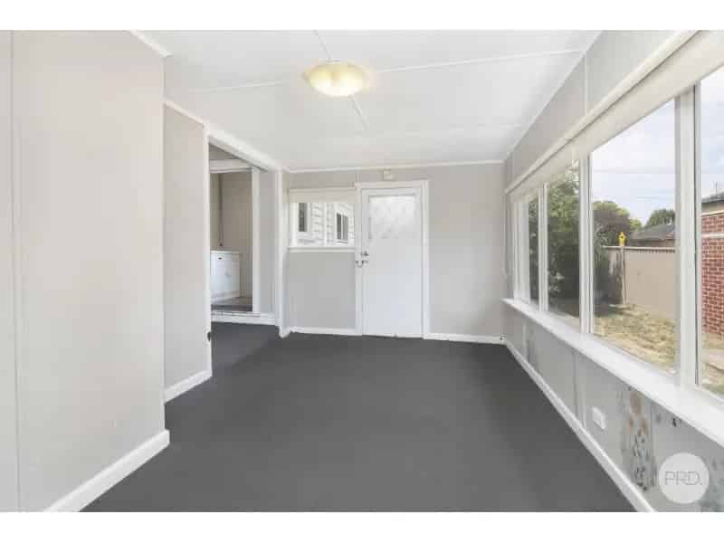 Spacious Family Home In Popular Ballarat North