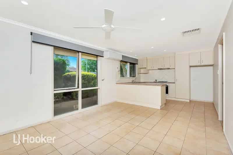 3 rooms house of 88 m² in Adelaide