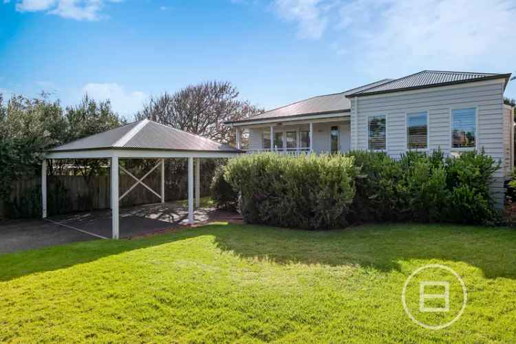 House For Sale in Melbourne, Victoria