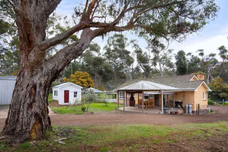 House For Sale in Shire of Mount Alexander, Victoria