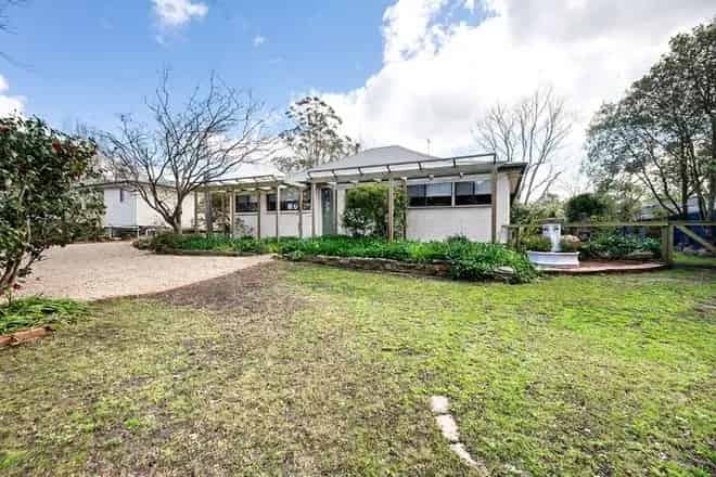 House For Sale , 24, Old Hume Highway, Wingecarribee Shire Council, New South Wales