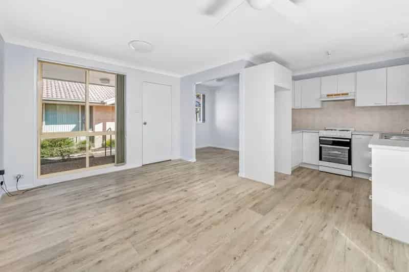 NEAT & TIDY - LOW MAINTENANCE - OVER 55'S