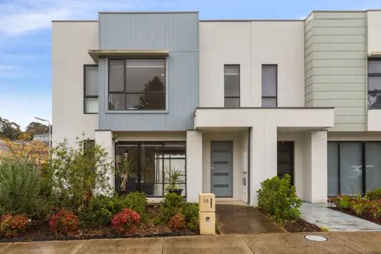 Effortless Living in the Cloverlea Estate