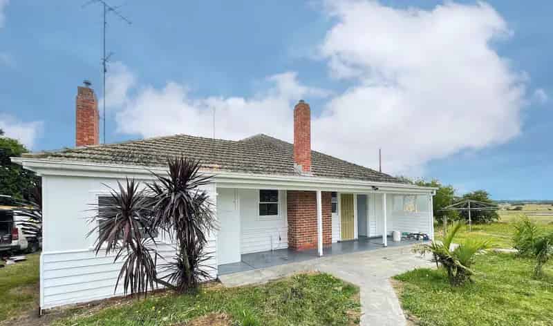 Peaceful & Private 3 Bedroom Home!