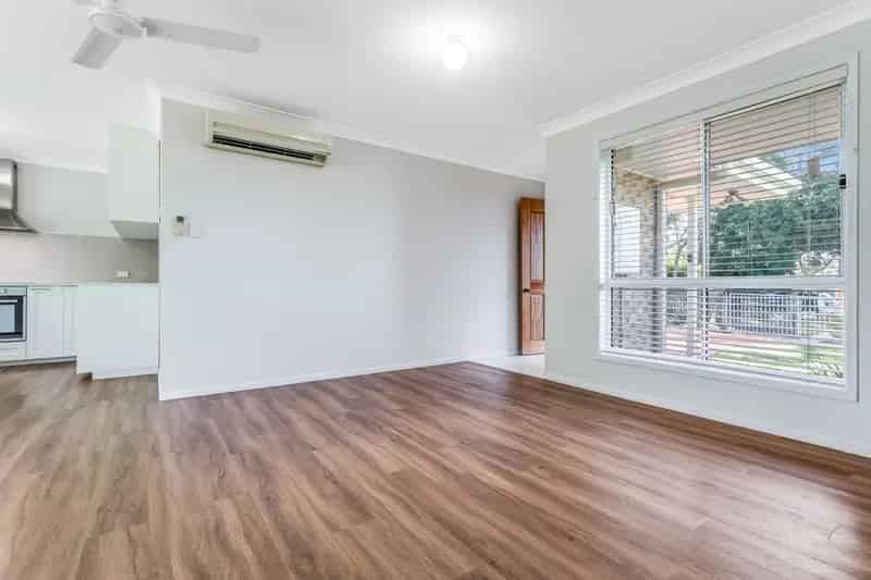 Lease 3 Bedroom House in Kallangur with Modern Renovations