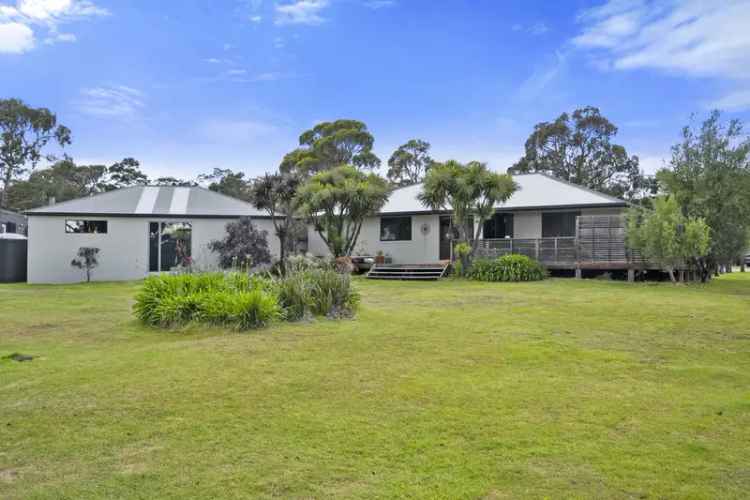 House For Sale in Coles Bay, Tasmania