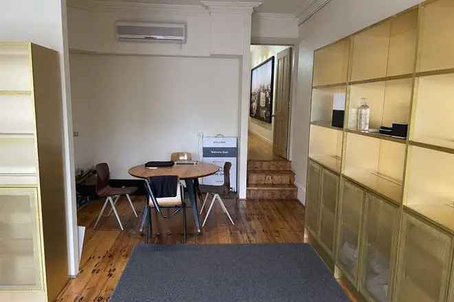 House For Sale in Melbourne, Victoria