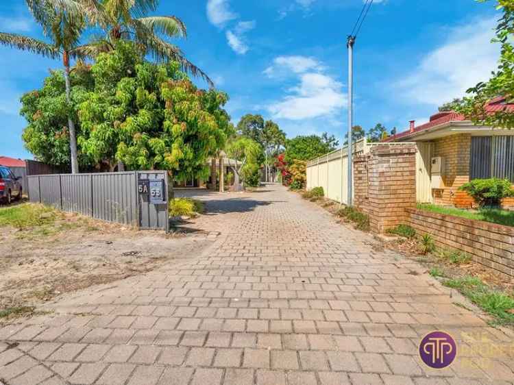 3-Bedroom Home in Thornlie Near Canning Vale Train Station