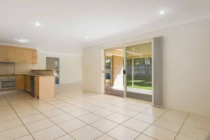 Real Estate For Lease - 22A Spruce Street - Loganlea , QLD