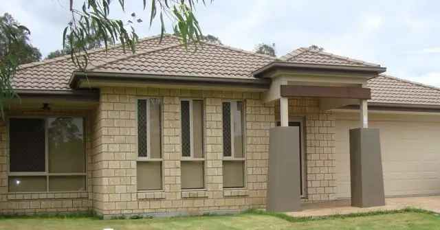 Prestige 5 Bed Lowset Home Woodlands Estate