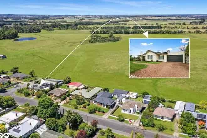 House For Sale , 1, Evelyn Street, Yarram, Victoria
