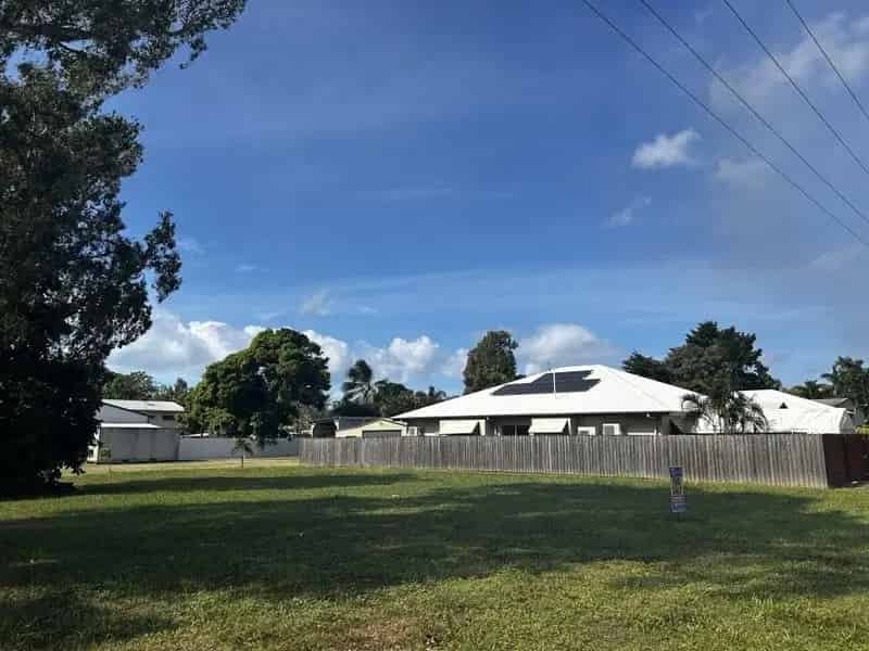 Buy Land in Cardwell with Mountain Views and Easy Access