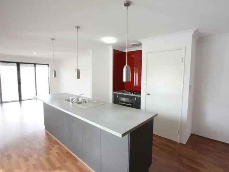 Modern 3 Bed 2 Bath Home in Belgravia Central - 6 Month Lease