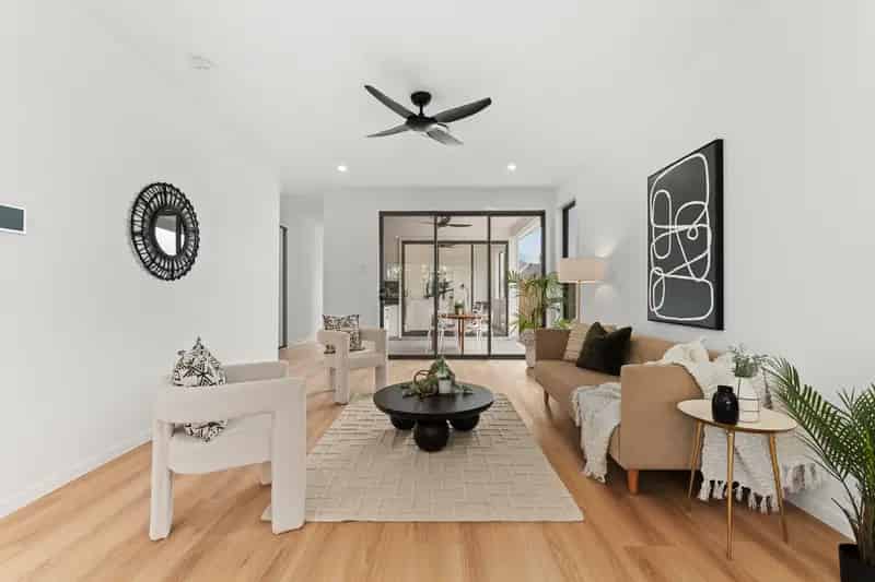 Just Listed - Brand-New Stunning Build in the Pocket Estate!!