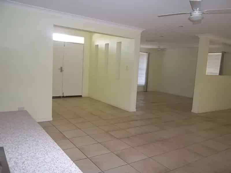 17 Turvey Court, Moranbah QLD 4744 - House For Lease