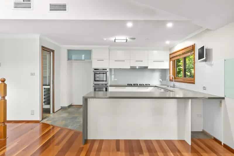 Lease Grand Family Home with Beautiful Gardens in Bruce ACT
