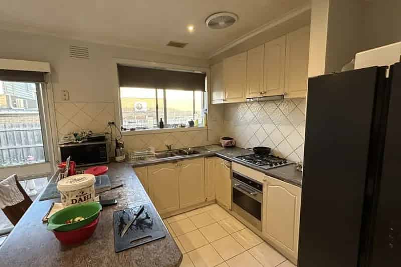 House For Rent , 38, Grace Avenue, Melbourne, Victoria