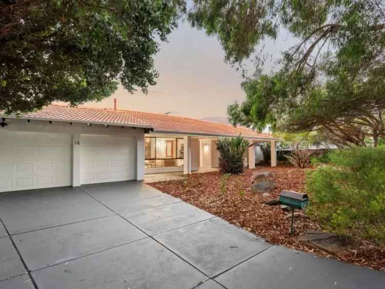 House For Sale in City of Stirling, Western Australia