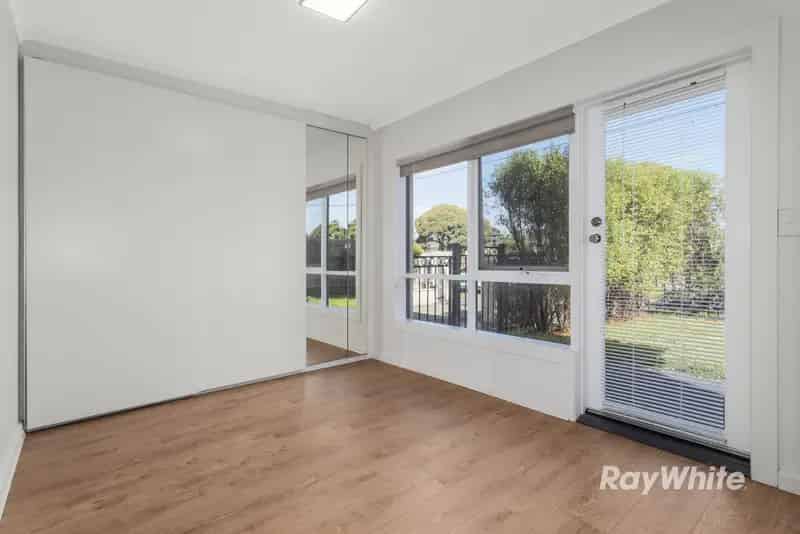 2 rooms apartment of 168 m² in Melbourne