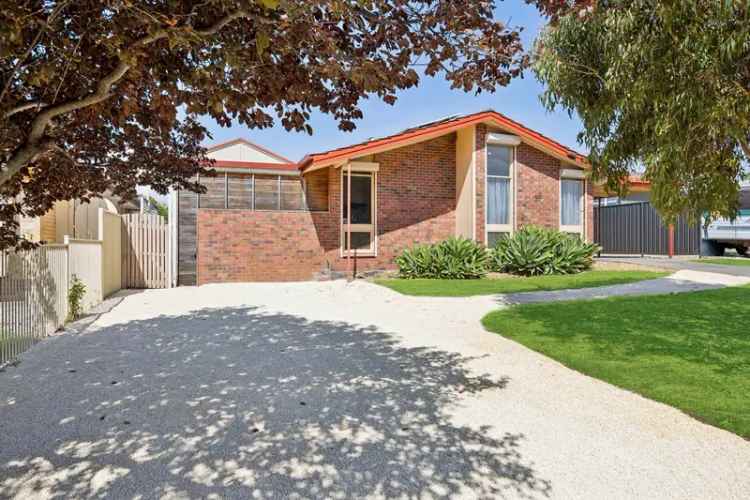 Exquisite Family Living with a Stunning In-Ground Pool