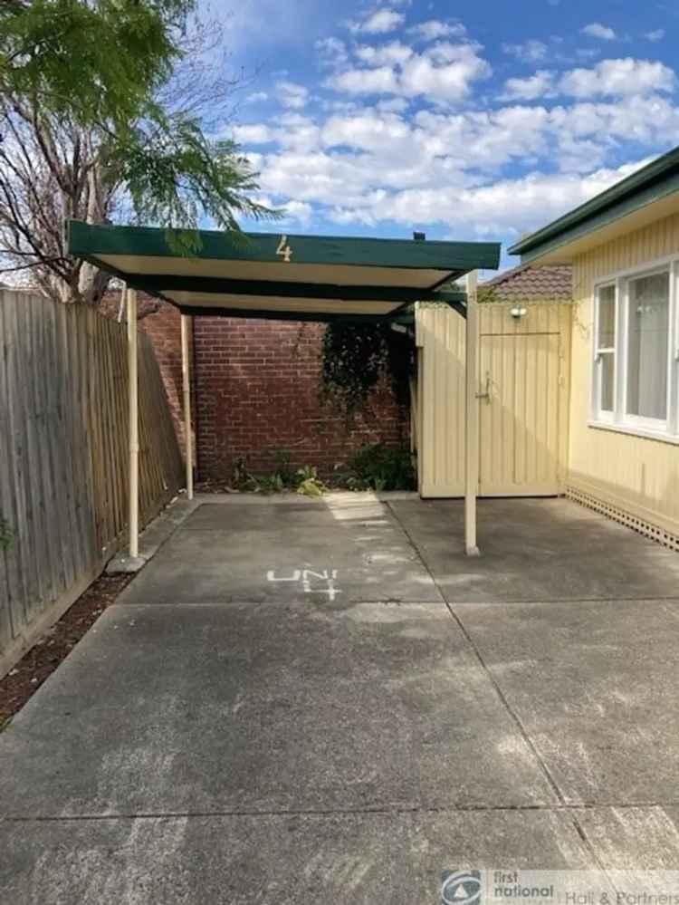 3 Bedroom House 173m² Melbourne Family Home