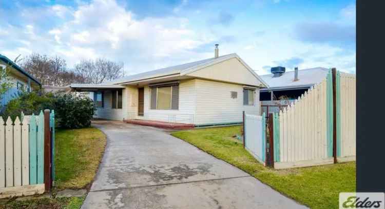 House For Rent in Wodonga, Victoria