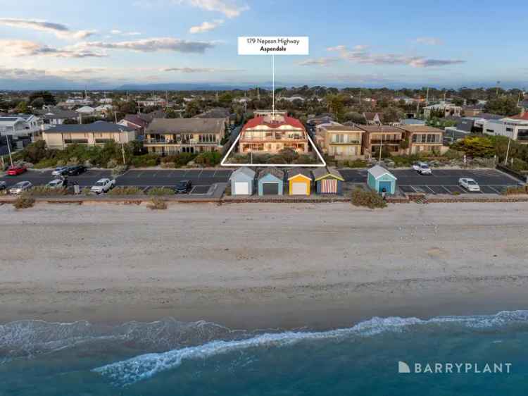 Once in a generation family estate on the Aspendale beachfront