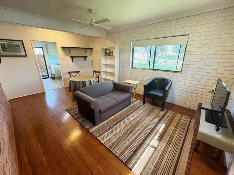 Furnished One Bedroom Granny Flat Moonee Beach NSW