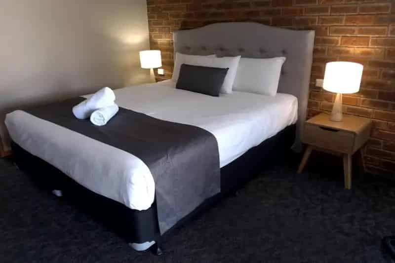 Leasehold Business for Sale Motel and Function Space in Kerang Victoria