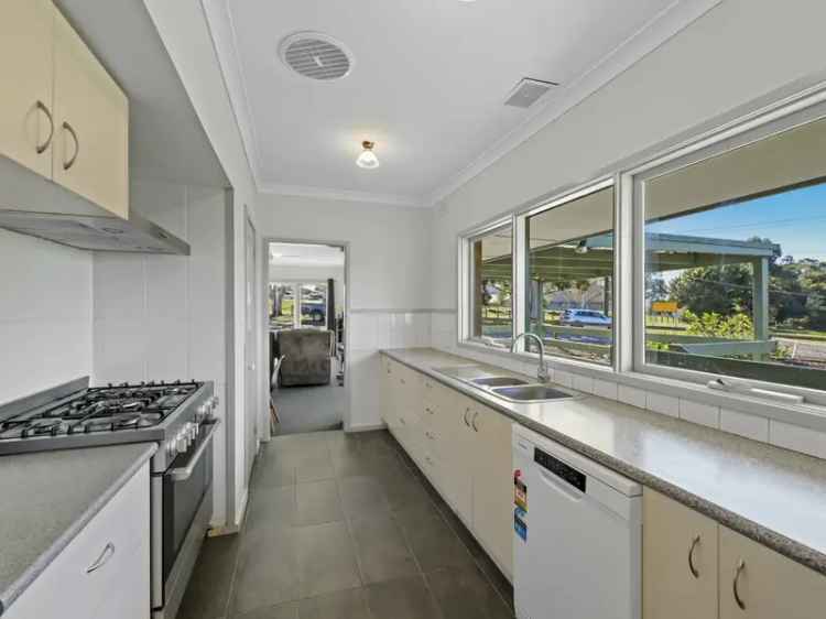 House For Sale in Leongatha, Victoria