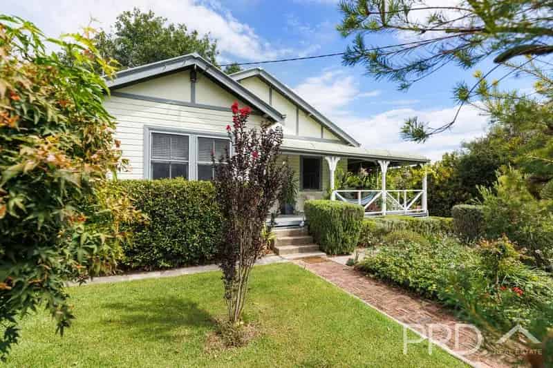 House For Sale , Tumut, New South Wales