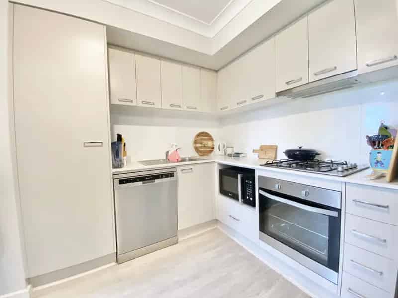 2a Rosemary Street, Fern Bay NSW 2295 - Duplex For Lease
