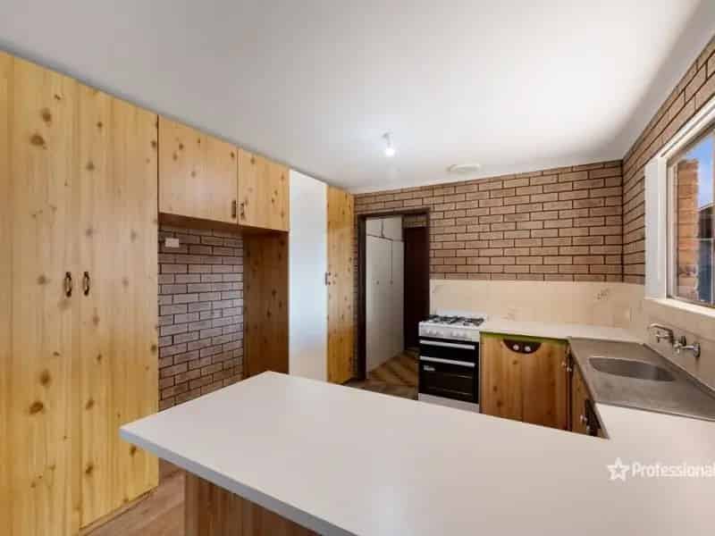 House For Sale , 15, Solomon Circle, Geraldton, Western Australia