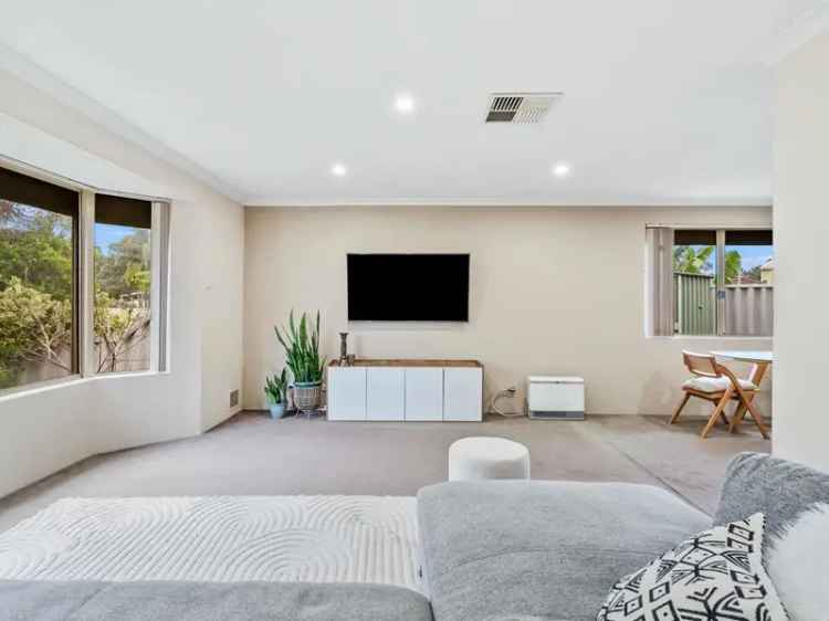 House For Sale in City of Mandurah, Western Australia