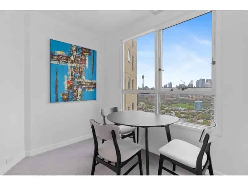 Stunning Light Filled, North Facing Apartment With Unparalleled Views