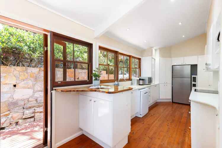 Buy Family Home with Scenic Bushland Views in West Pymble