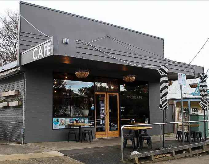 Profitable Cowes Cafe for Sale - Prime Location