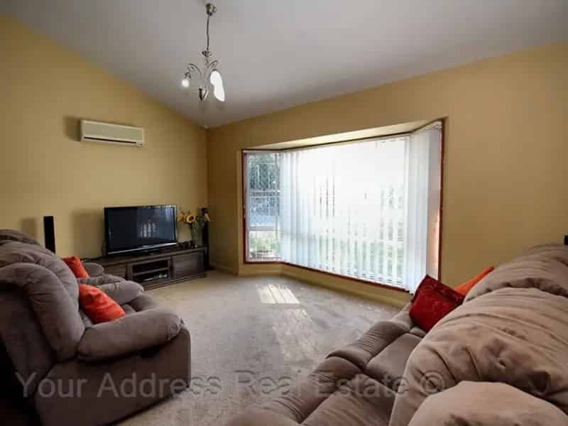 Real Estate For Lease - 30 Lorna Street - Browns Plains , QLD